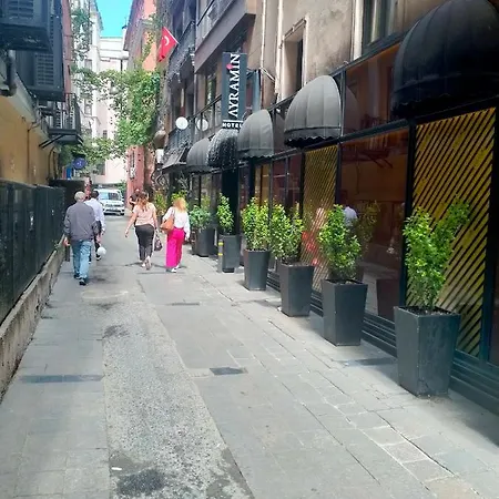 2 Bedrooms Area Located 2 Floor Istambul